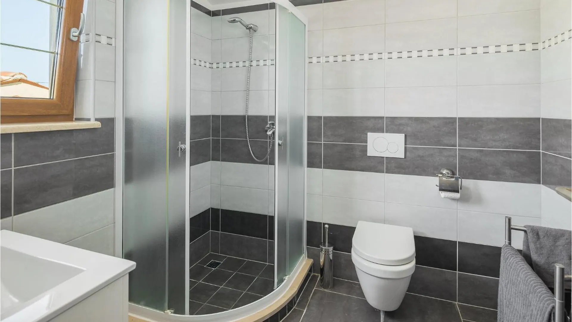 Gorgeous Home In Liznjan With Wifi Croatia