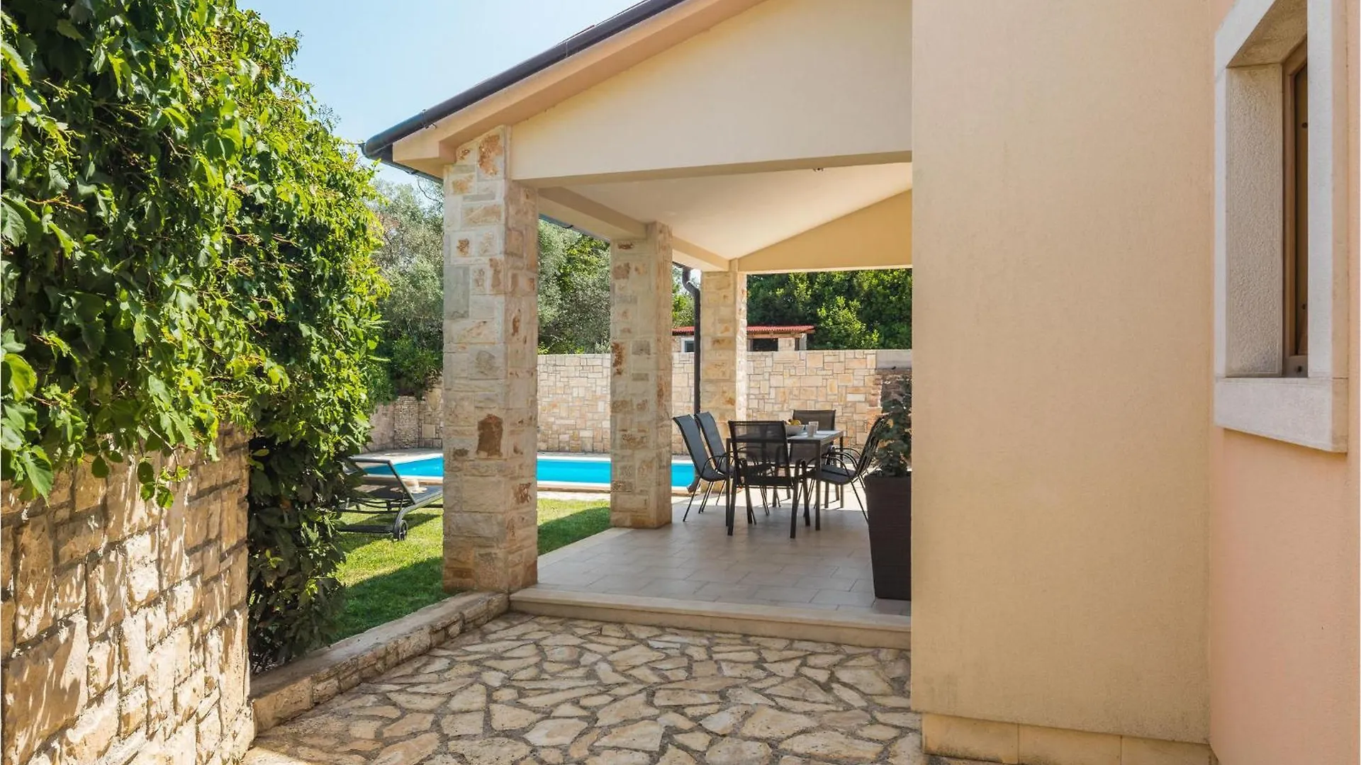 Holiday home Gorgeous Home In Liznjan With Wifi Croatia
