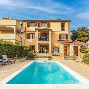  Apartment Krasa Sea View Apartmants With Pool